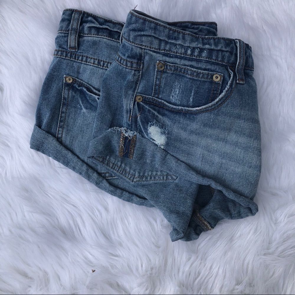 Free People Irreplaceable Distressed Cutoff Shorts - Picture 7 of 7